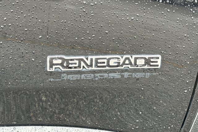 Used 2020 Jeep Renegade Sport FWD image 32