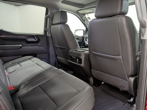 Used 2024 GMC Sierra 1500 SLT w/ SLT Premium Plus Package image 18