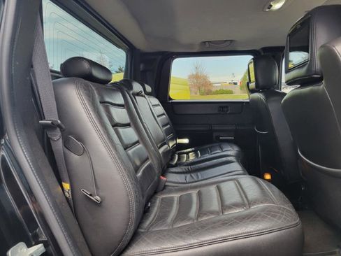Used 2005 HUMMER H2 SUT w/ Preferred Equipment Group image 58