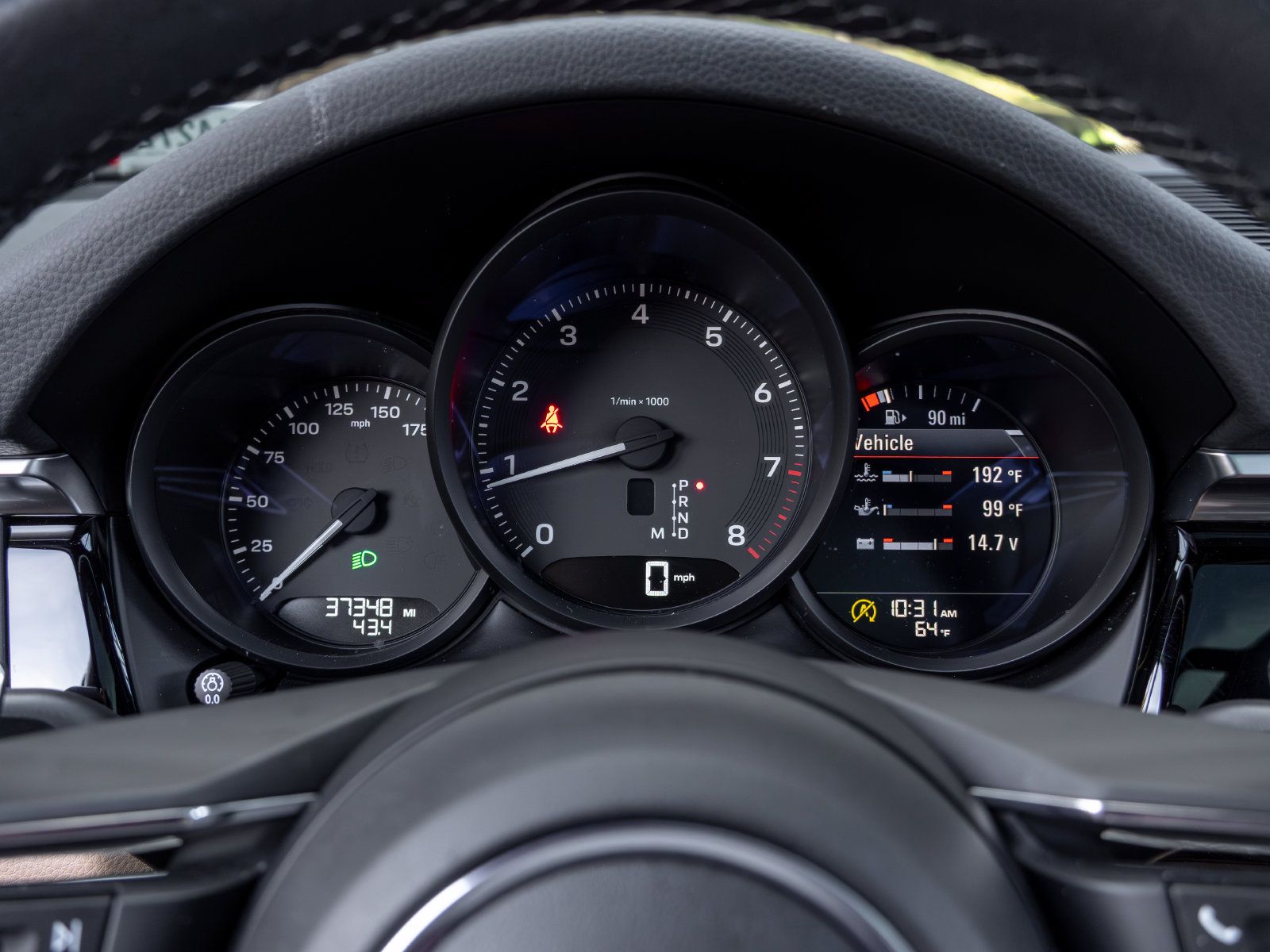 Certified 2023 Porsche Macan AWD/4WD image 32