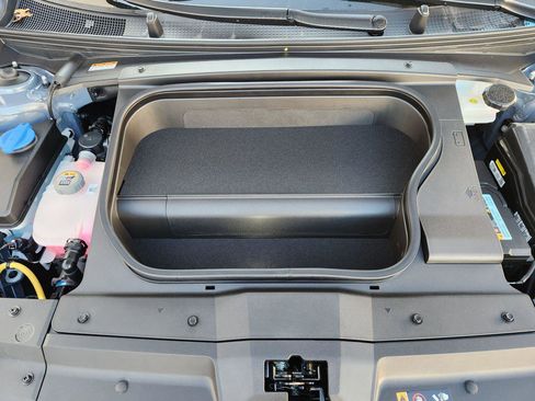 New 2025 Hyundai Ioniq 6 SE image 29