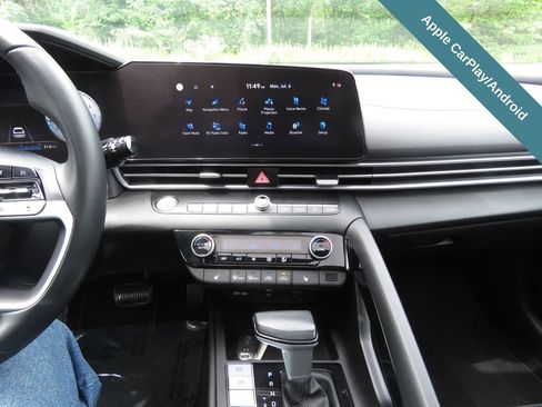 Used 2023 Hyundai Elantra Limited FWD image 26