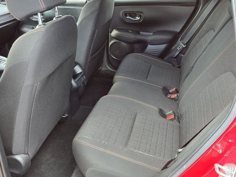 Used 2024 Honda HR-V Sport image 11