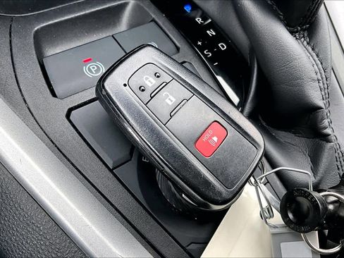 Certified 2025 Toyota RAV4 XLE image 14