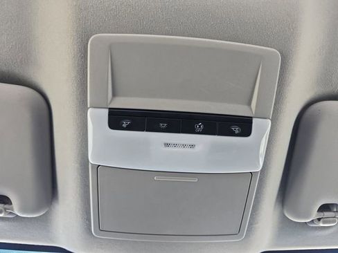Used 2024 Nissan Sentra SV FWD image 7