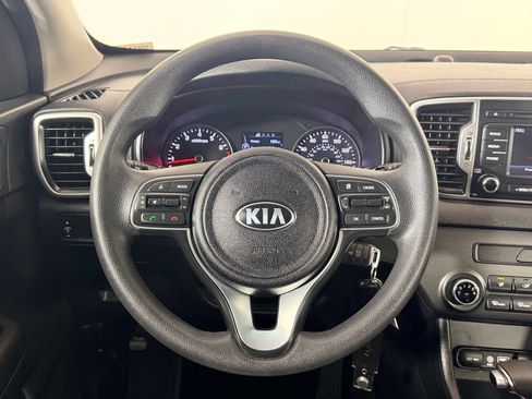 Used 2019 Kia Sportage LX FWD image 14