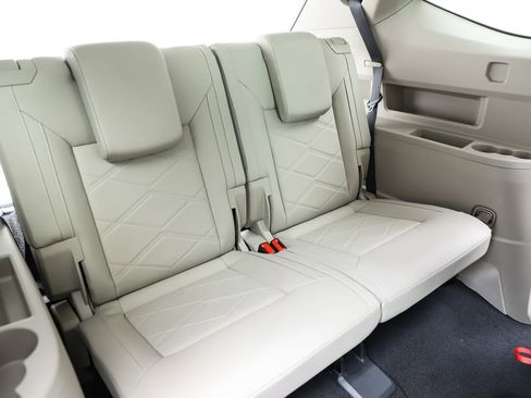 New 2026 Volkswagen Atlas SE image 40