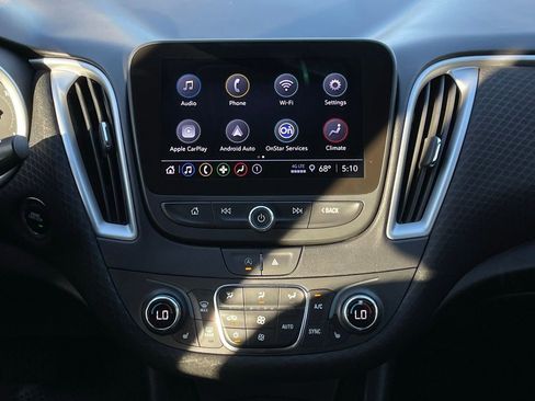 Used 2024 Chevrolet Malibu LT image 18