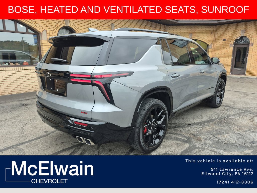 Used 2024 Chevrolet Traverse RS FWD image 15