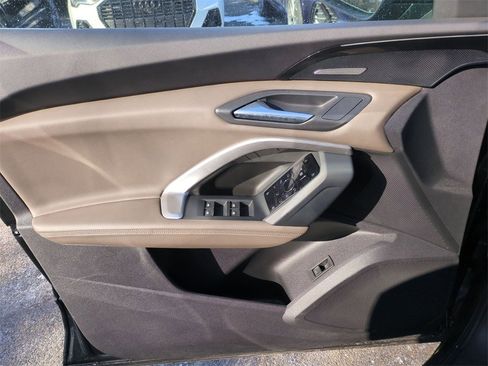 Used 2025 Audi Q5 Premium Plus image 7