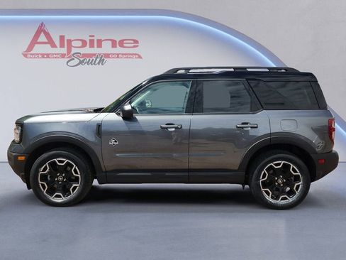 Used 2025 Ford Bronco Sport Outer Banks AWD/4WD image 2