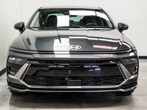 Used 2025 Hyundai Sonata SEL FWD image 6