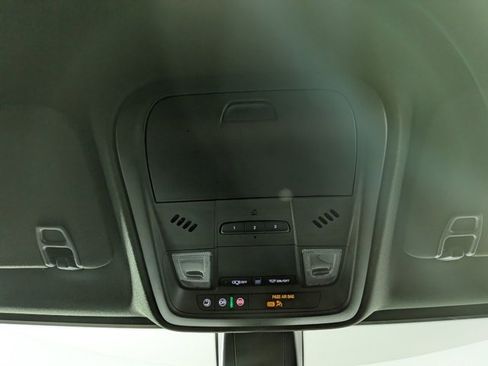 Certified 2023 Cadillac XT5 Luxury w/ LPO, Floor Liner Package image 24