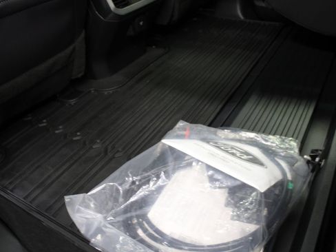 Used 2025 Ford F250 Platinum AWD/4WD image 76