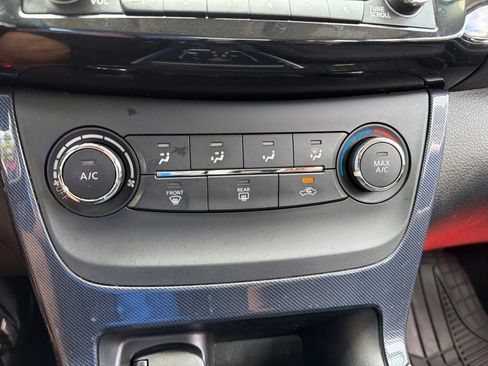 Certified 2017 Nissan Sentra SR FWD image 11