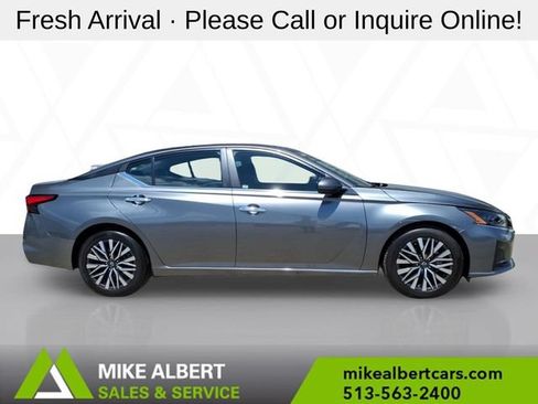 Used 2023 Nissan Altima 2.5 SV FWD image 8