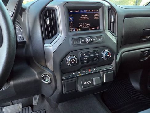 Used 2024 Chevrolet Silverado 1500 Custom AWD/4WD image 30
