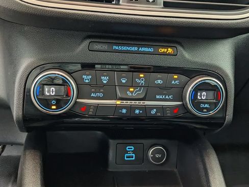 Certified 2021 Ford Escape SEL FWD image 28