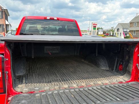 Used 2019 Chevrolet Silverado 1500 LT AWD/4WD image 26