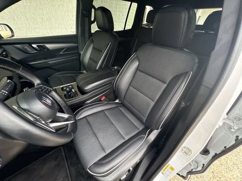 Certified 2026 Buick Enclave Preferred AWD/4WD image 19