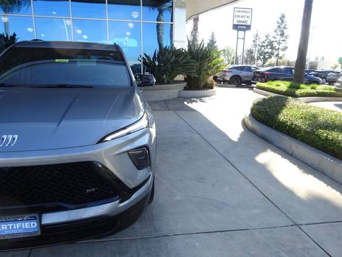 Certified 2025 Buick Enclave Sport Touring image 38