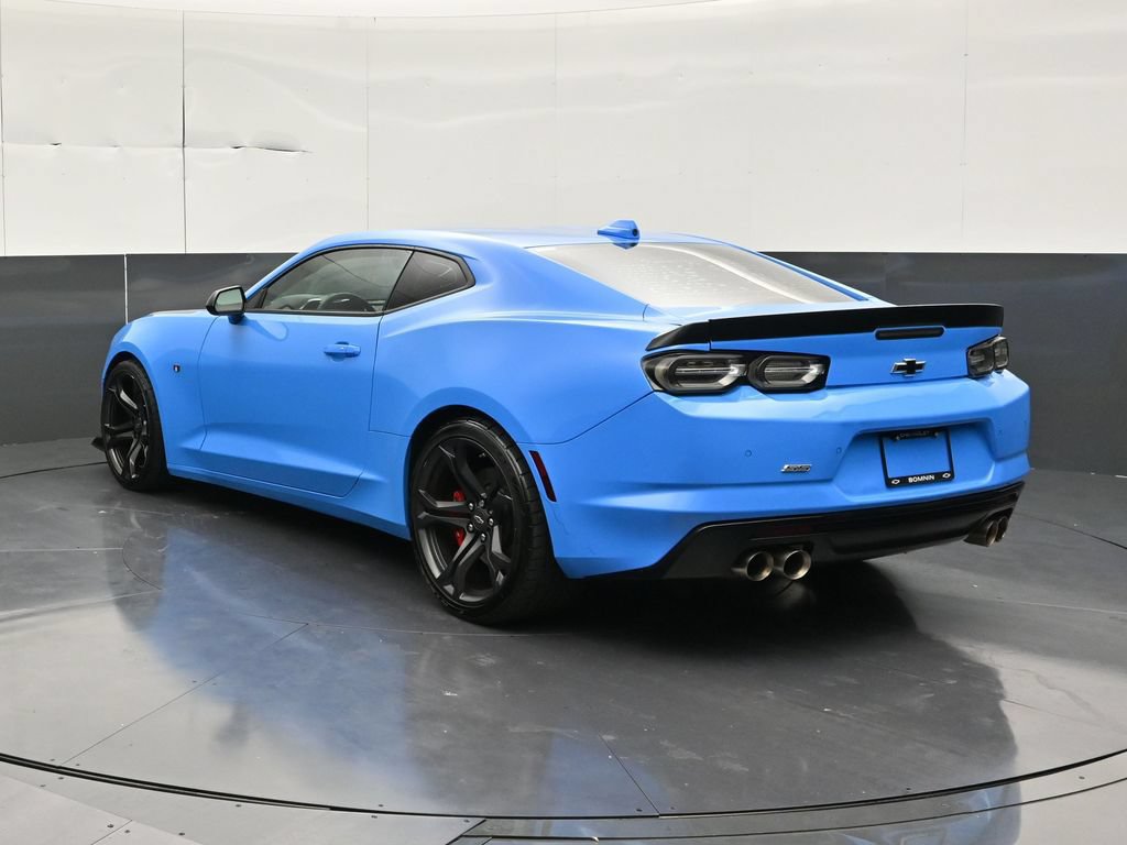 Used 2023 Chevrolet Camaro SS RWD image 3