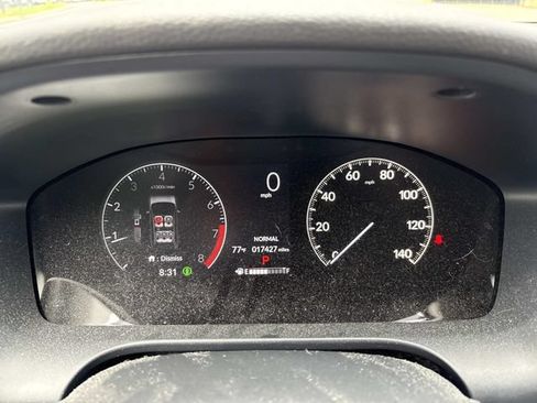 Used 2024 Honda HR-V EX-L image 12