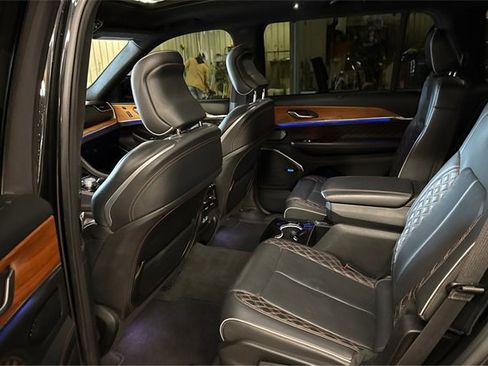 Used 2021 Jeep Grand Cherokee L Summit image 10