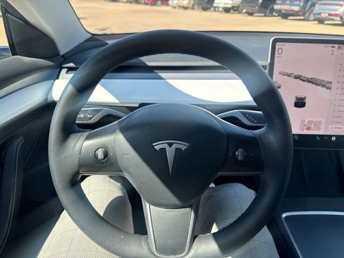 Used 2022 Tesla Model 3 Long Range AWD/4WD image 10