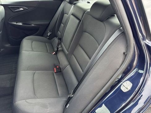 Used 2016 Chevrolet Malibu LT image 24
