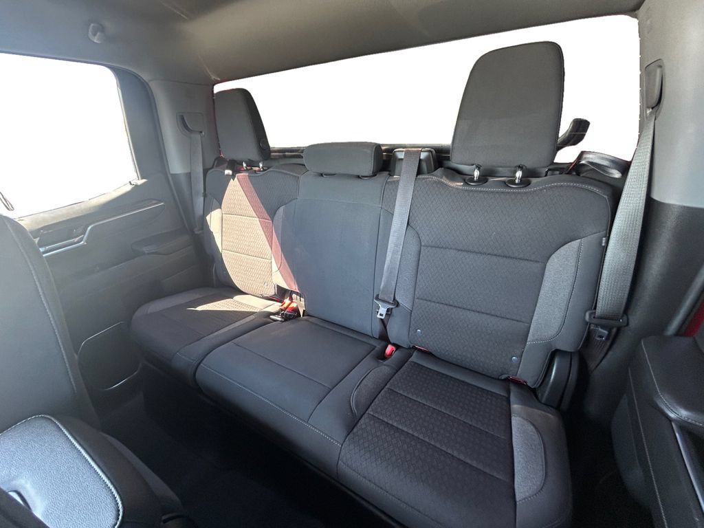 Used 2023 GMC Sierra 1500 Elevation w/ LPO, Elevation Black Package AWD/4WD image 15
