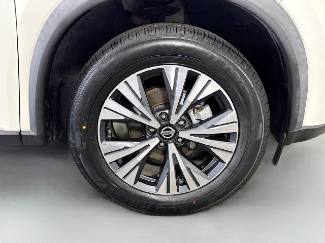 Used 2021 Nissan Rogue SV AWD/4WD image 31