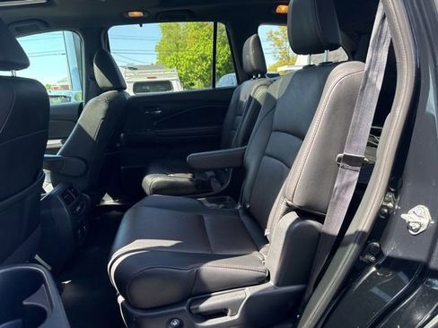 Used 2021 Honda Pilot Black Edition image 7