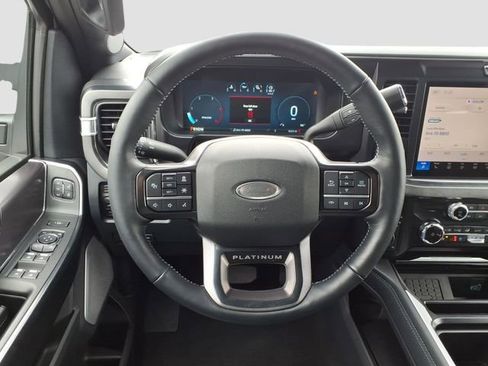 Used 2026 Ford F450 Platinum w/ FX4 Off-Road Package image 14