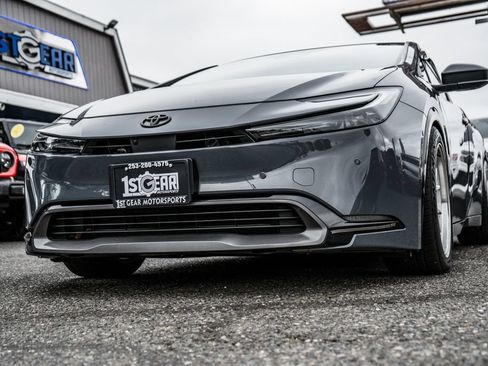 Used 2024 Toyota Prius Limited w/ Limited Premium Package AWD/4WD image 5