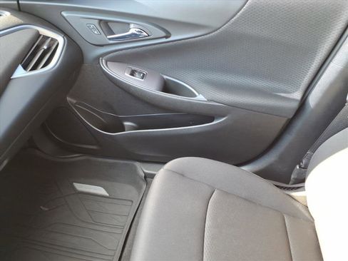 Used 2022 Chevrolet Malibu LT image 31