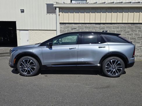 New 2026 Cadillac Optiq Sport 1 image 3