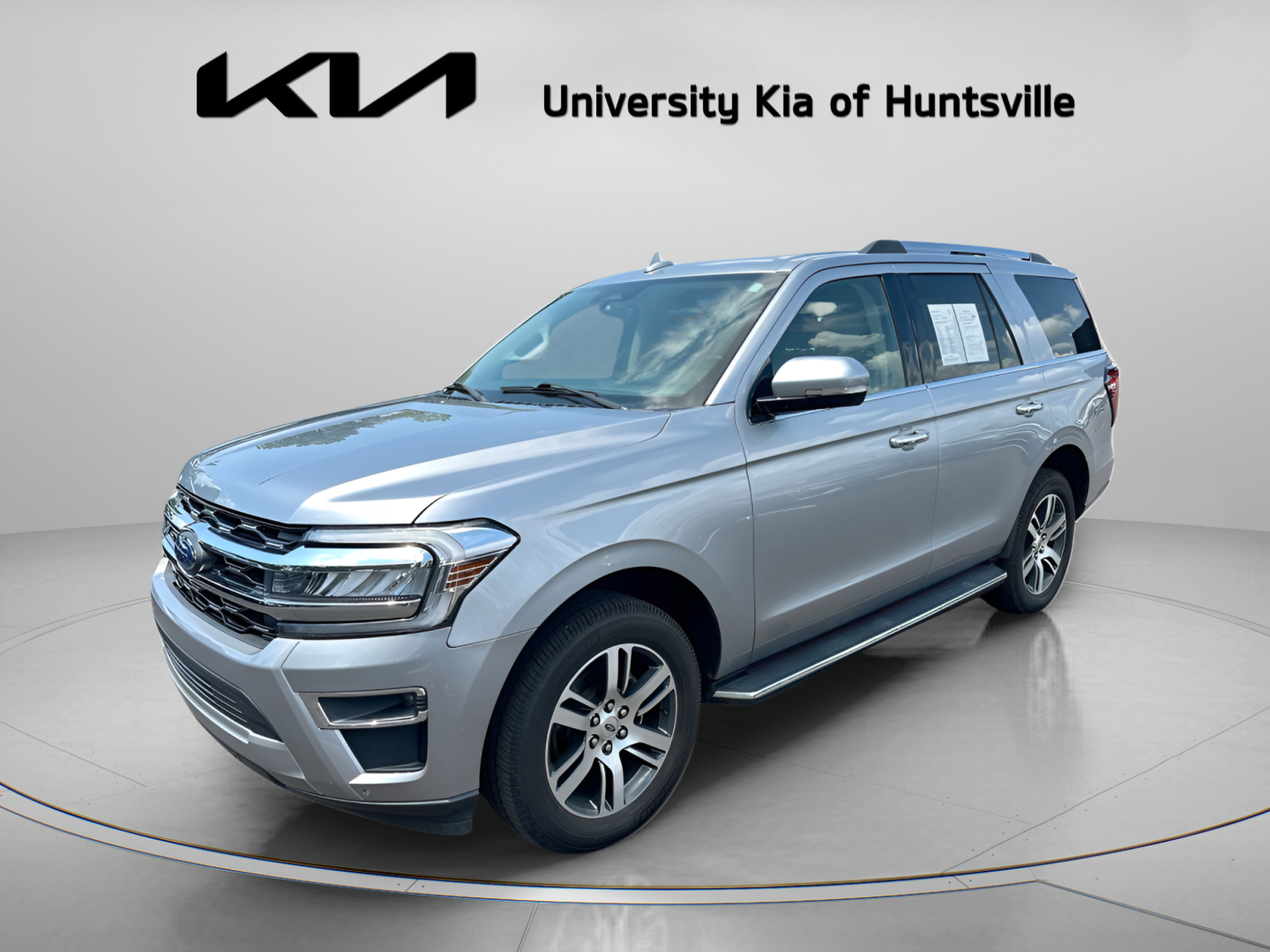 Used 2023 Ford Expedition Limited RWD image 4