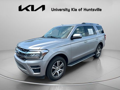 Used 2023 Ford Expedition Limited RWD image 4