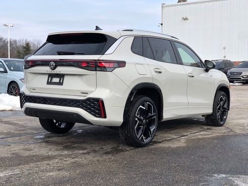 New 2026 Volkswagen Tiguan SEL R-Line image 6