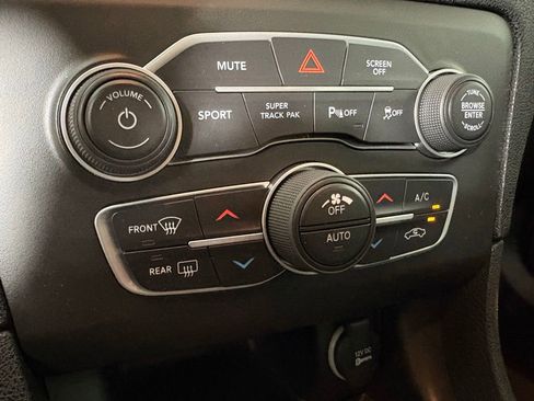 Used 2022 Dodge Charger GT image 35
