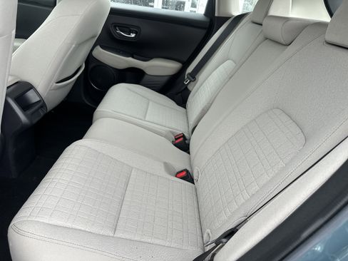 Used 2024 Honda HR-V LX image 12