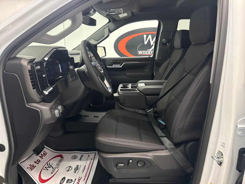 New 2026 GMC Sierra 1500 SLE AWD/4WD image 8