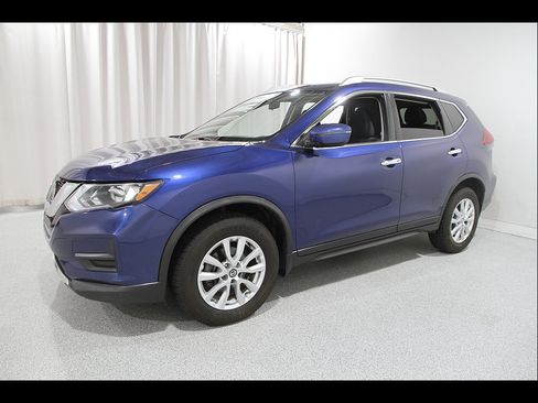 Used 2019 Nissan Rogue SV AWD/4WD image 3