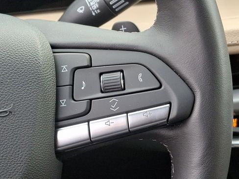 Used 2025 Cadillac XT4 Premium Luxury w/ Cold Weather Package image 22