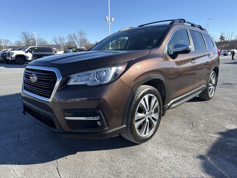 Used 2019 Subaru Ascent Touring w/ Popular Package #3 image 8