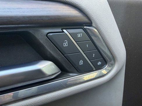 Used 2024 GMC Sierra 1500 SLT w/ SLT Premium Plus Package image 37