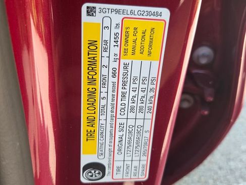 Used 2020 GMC Sierra 1500 AT4 w/ Technology Package AWD/4WD image 44