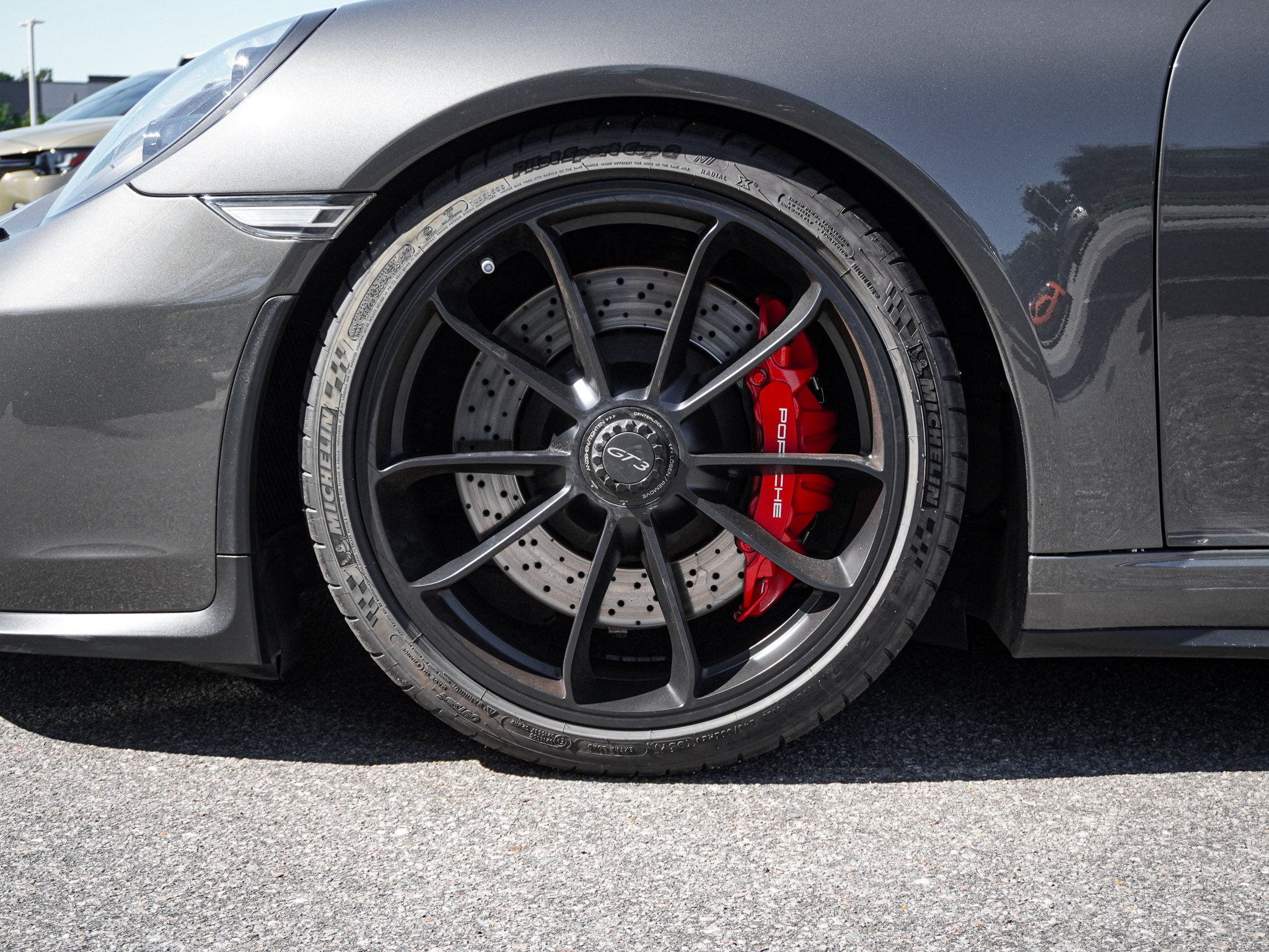 Used 2018 Porsche 911 GT3 w/ Sport Chrono Package RWD image 13