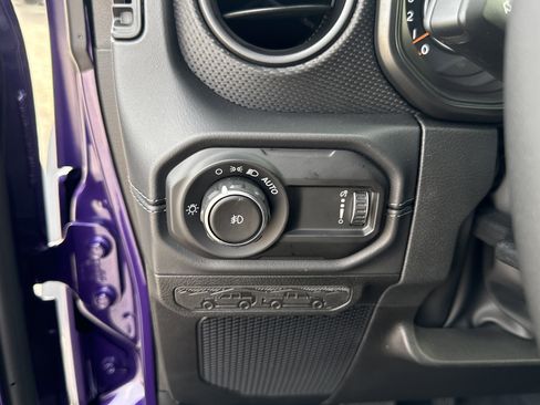 New 2026 Jeep Wrangler Unlimited Rubicon image 18